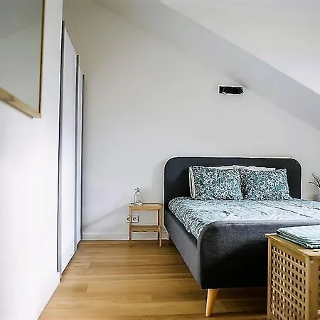 Huge 3-bed Duplex W Sauna, Jacuzzi, Terrace & Ac Daire *